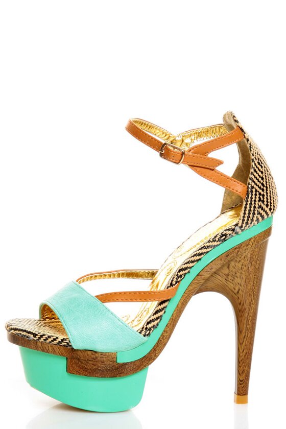 sivri topuk yazliklar